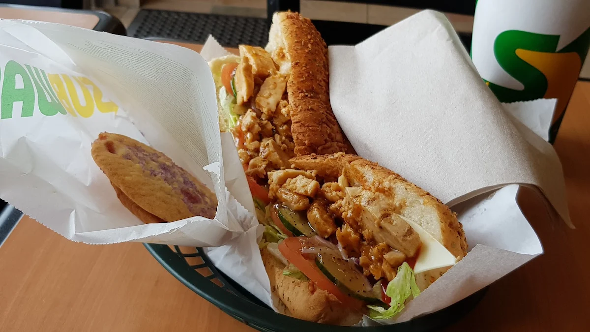 Food & drink, Subway