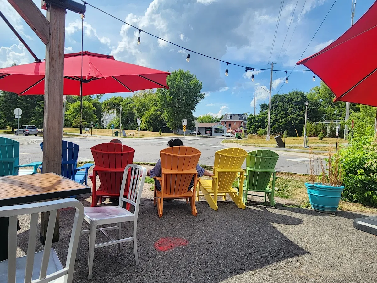 Vibe, The Beachconers Microcreamery