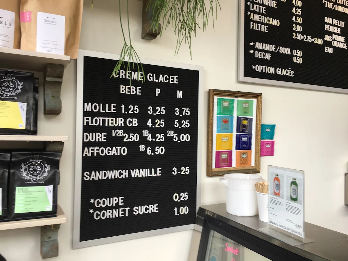 Menu, Noble Café
