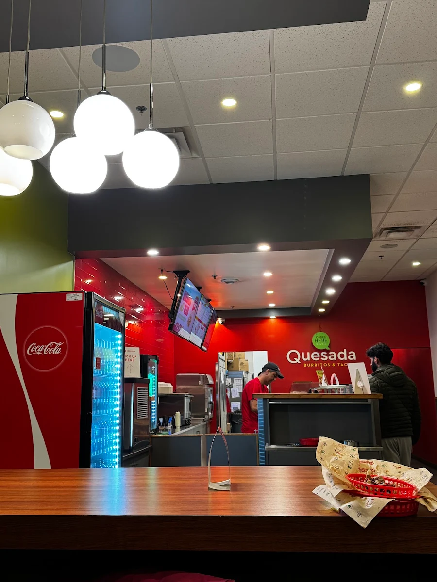 Vibe, Quesada Burritos & Tacos