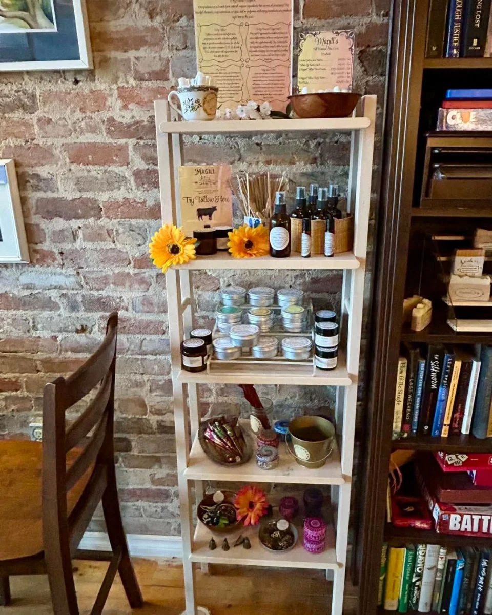Vibe, Bastard Coffee House