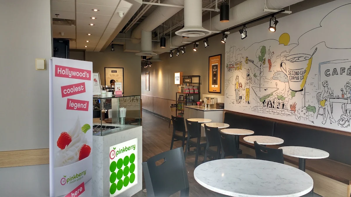 Vibe, Second Cup Café