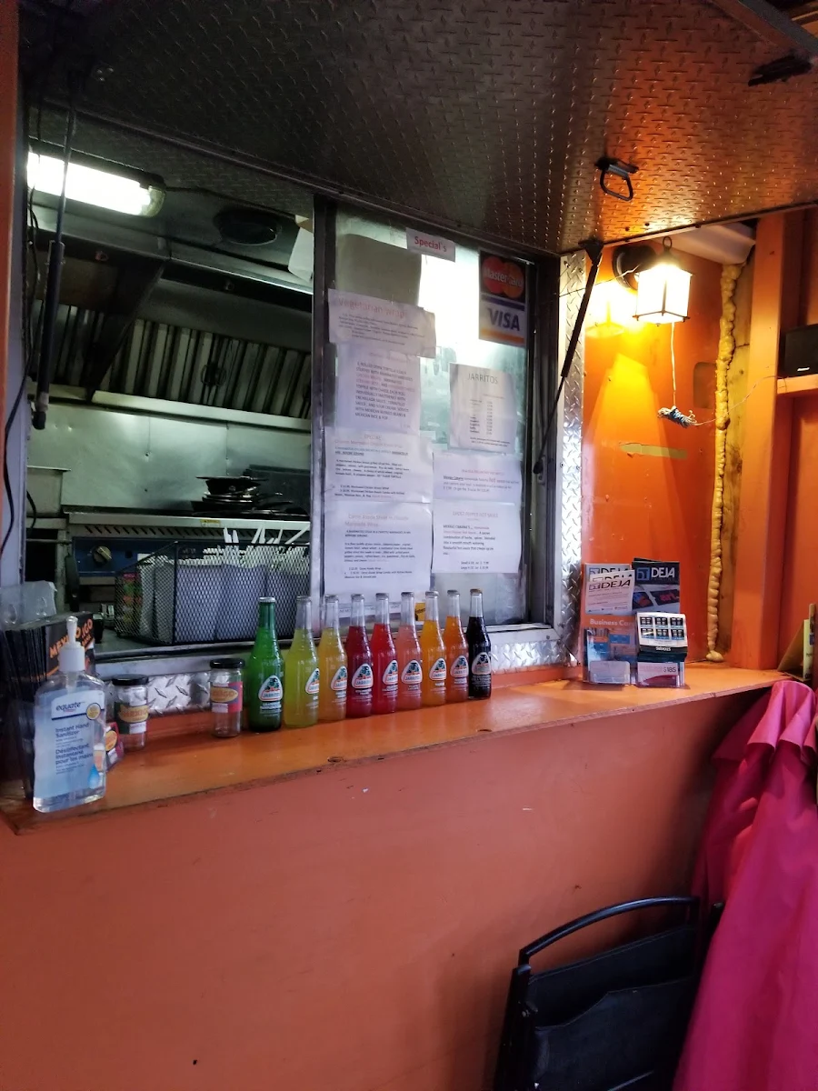 Vibe, Mexigo Cabana (mexican food truck)