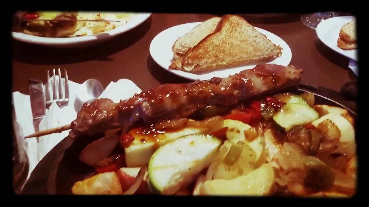 Vibe, Denny's Restaurant Gateway
