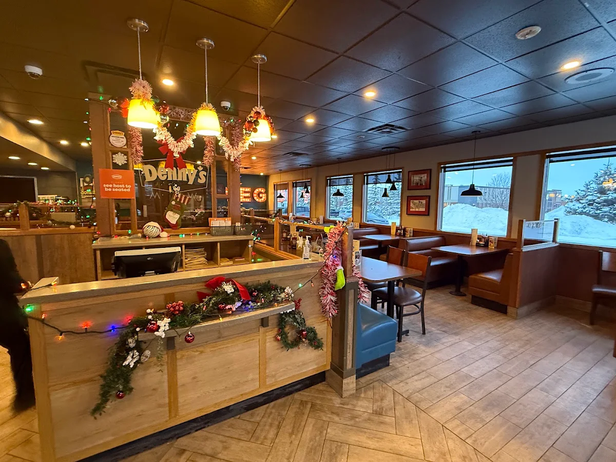 Vibe, Denny's Restaurant Gateway