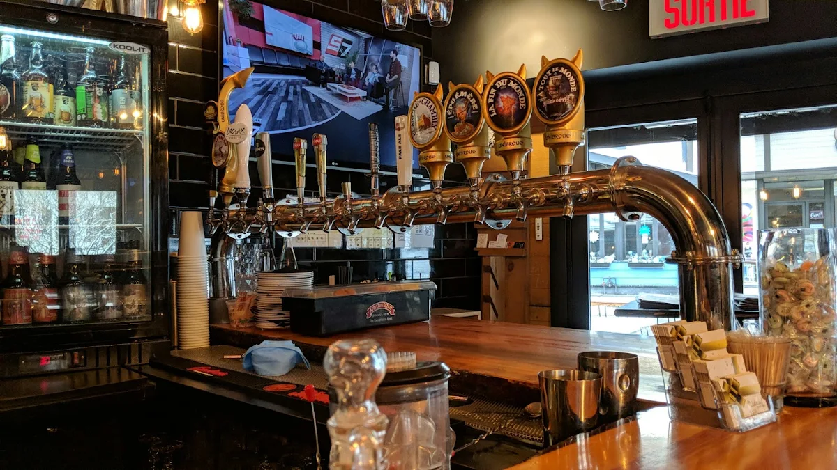 Vibe, Restaurant Le Saint Sau Pub Gourmand