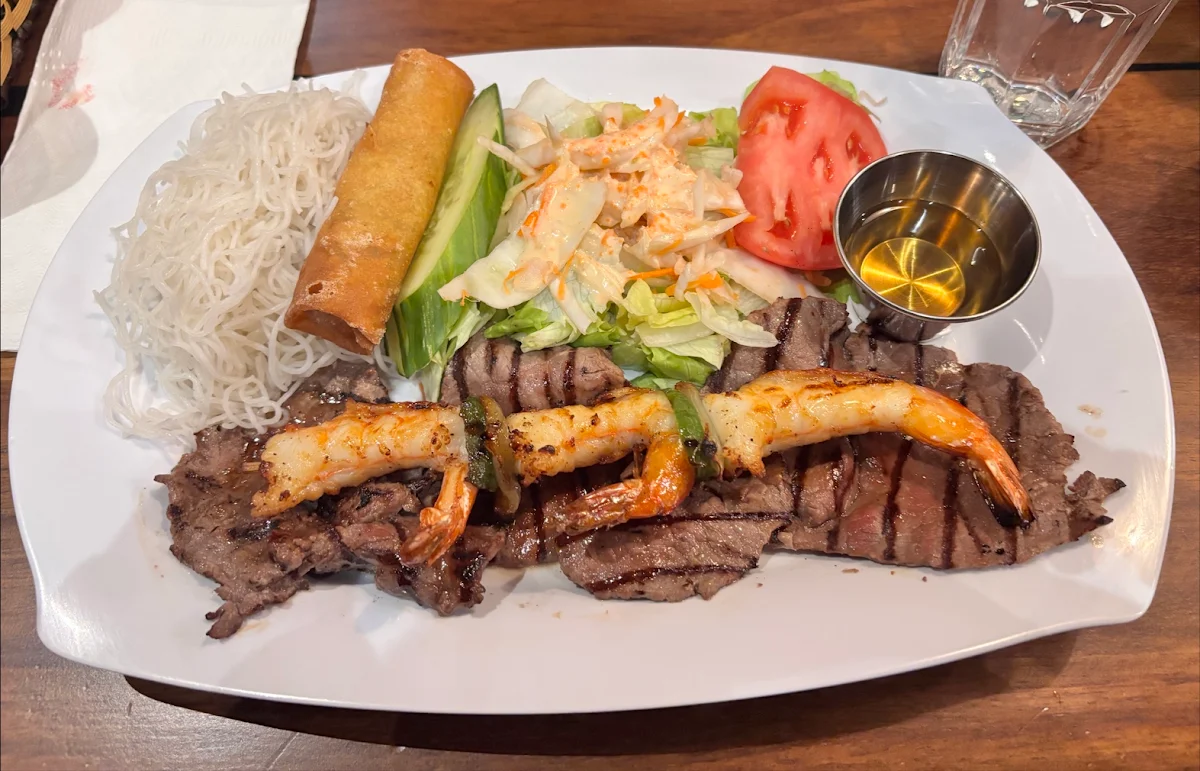 Food & drink, Miss Pho Laval