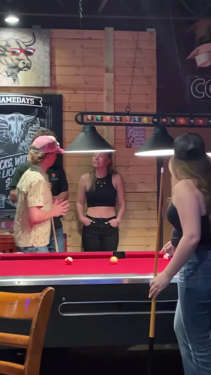 Vibe, The Barn Country Bar