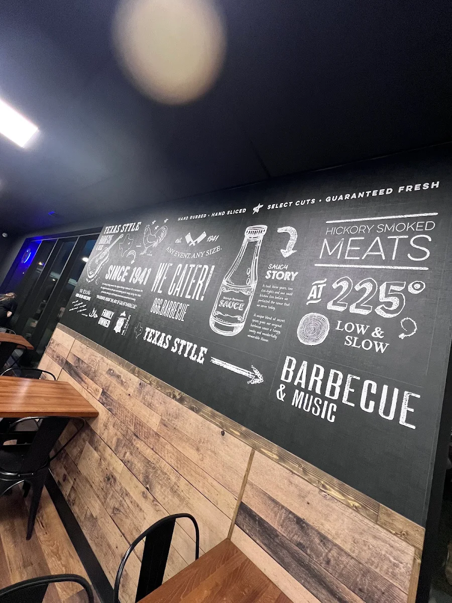 Menu, Dickey's Barbecue Pit