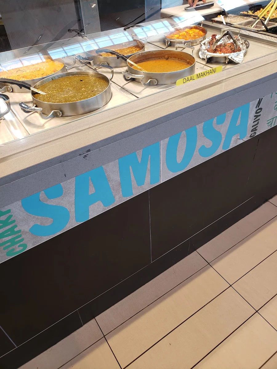 Vibe, Hurry Curry - Devonshire Mall