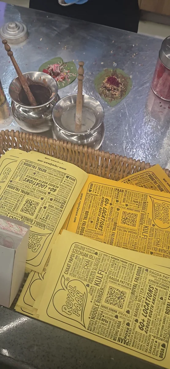 Menu, Royal Paan