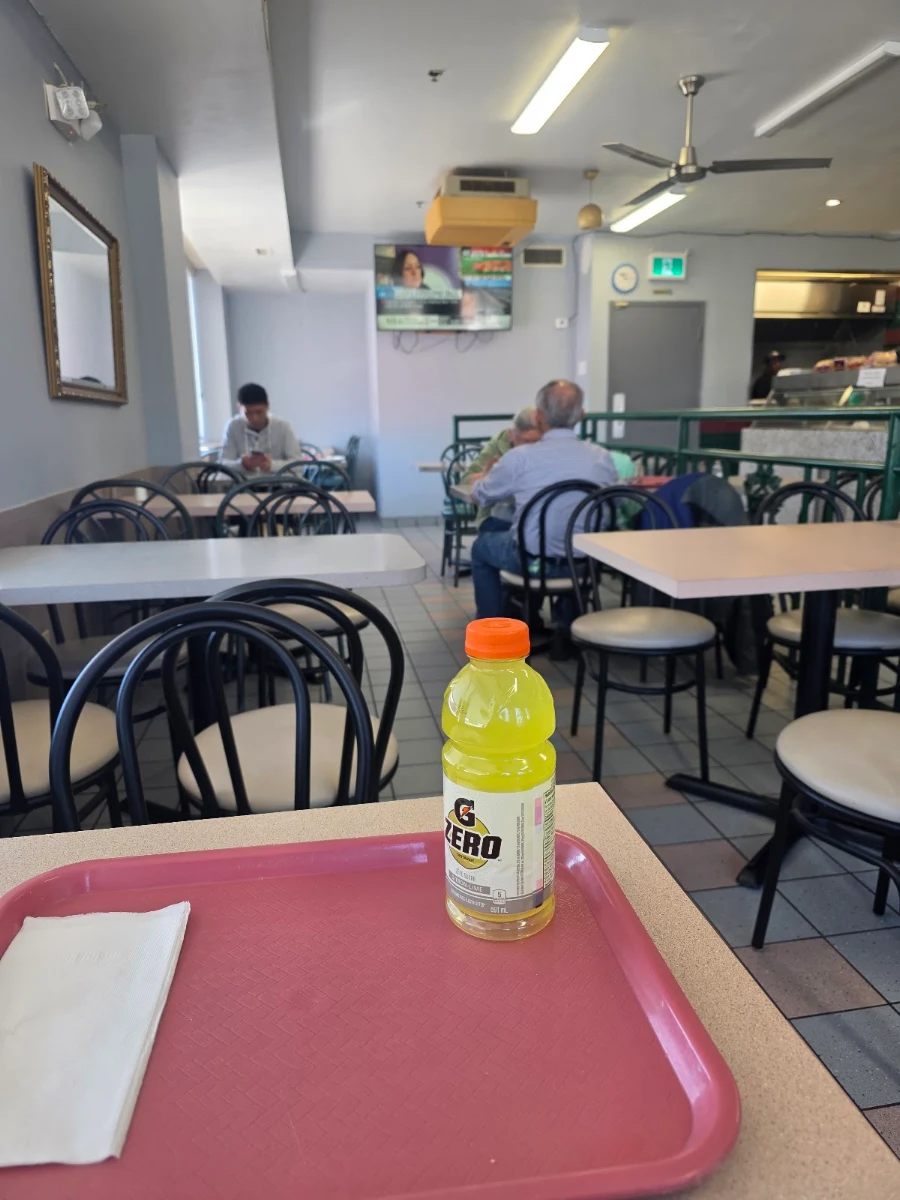 Vibe, Tom's
