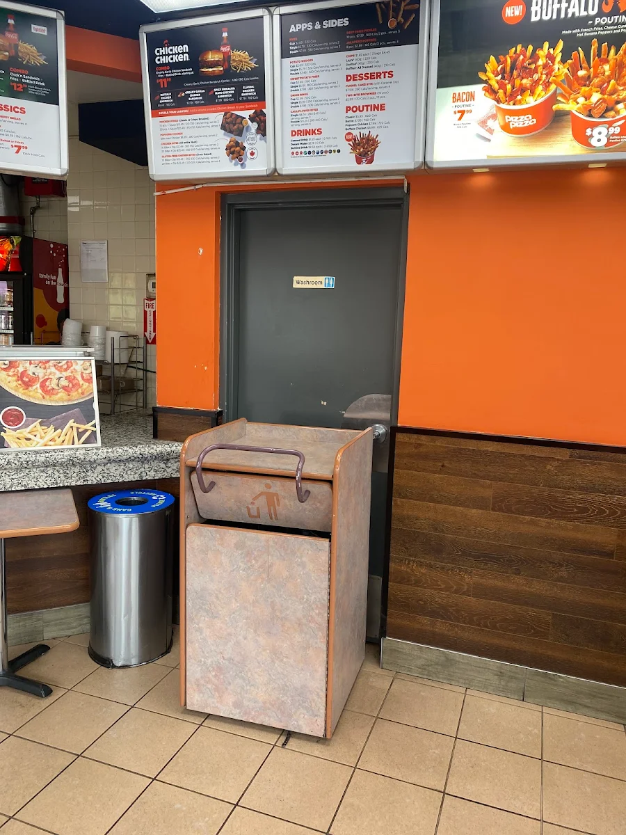 Menu, Pizza Pizza