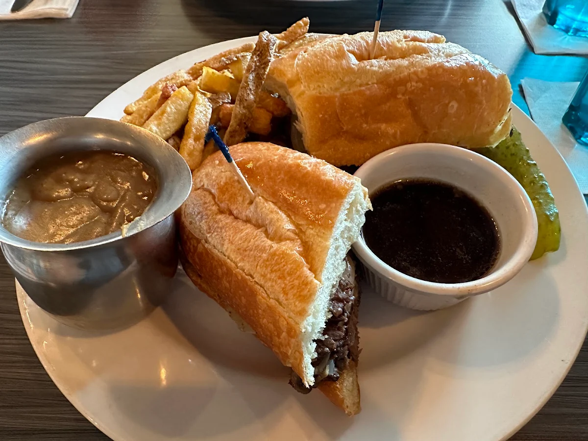 Food & drink, Refinery Grill