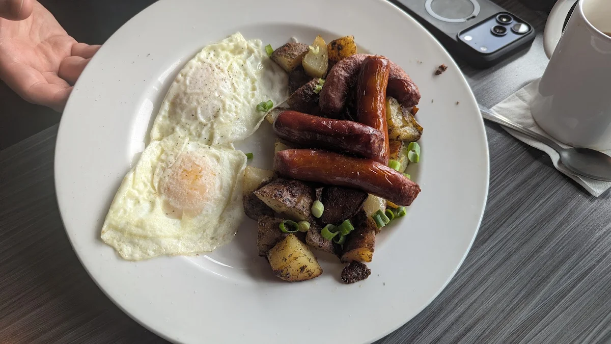 Food & drink, Refinery Grill
