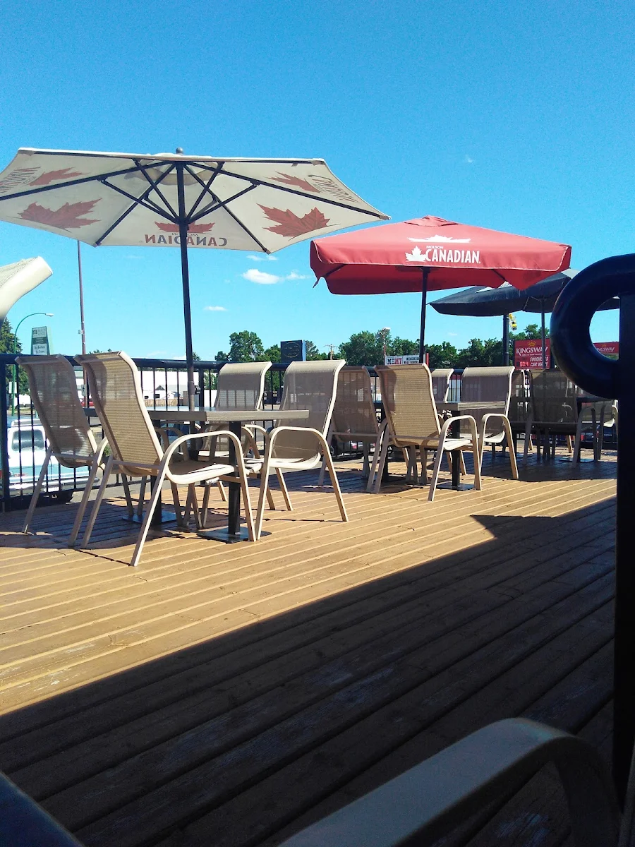 Vibe, DayzOff Pub