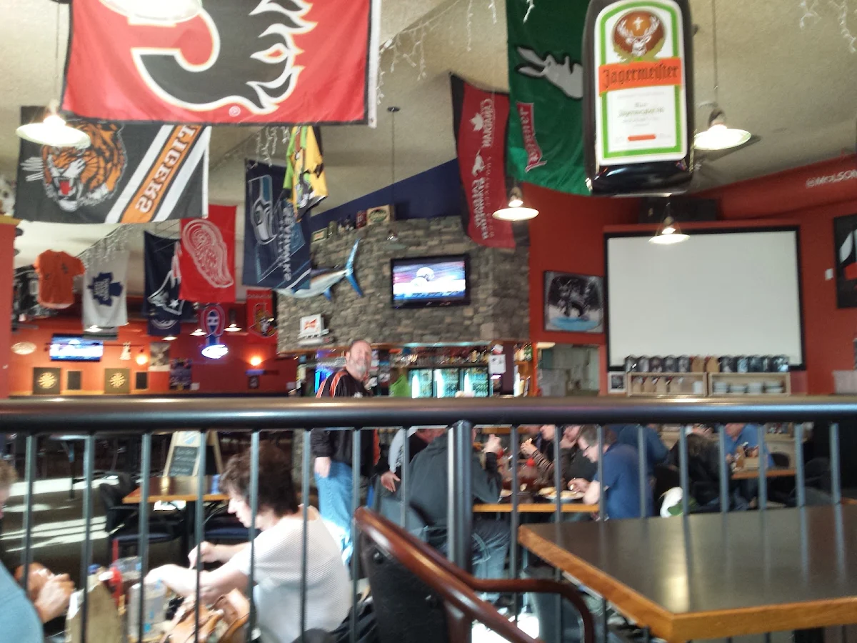 Vibe, DayzOff Pub
