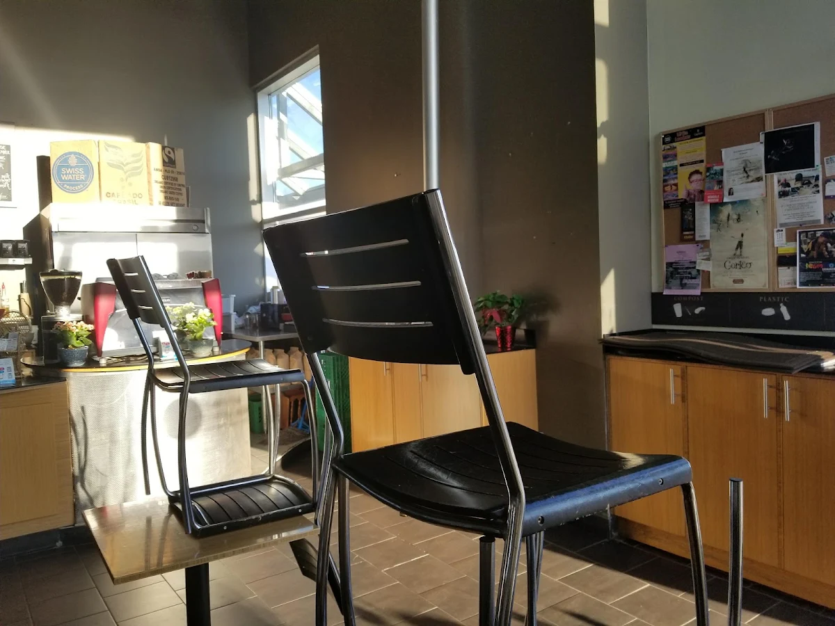 Vibe, Kingston Coffee House