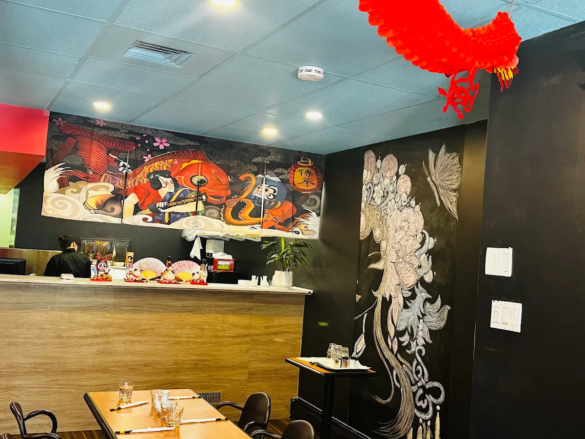 Vibe, Sucré Sushi & Poke ( Sushi+Poké+Bubble Tea)