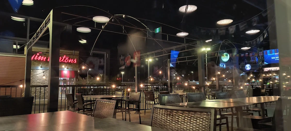 Vibe, Boston Pizza