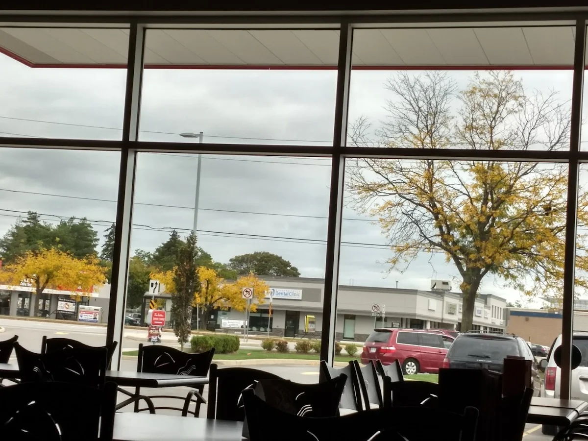 Vibe, Boston Pizza