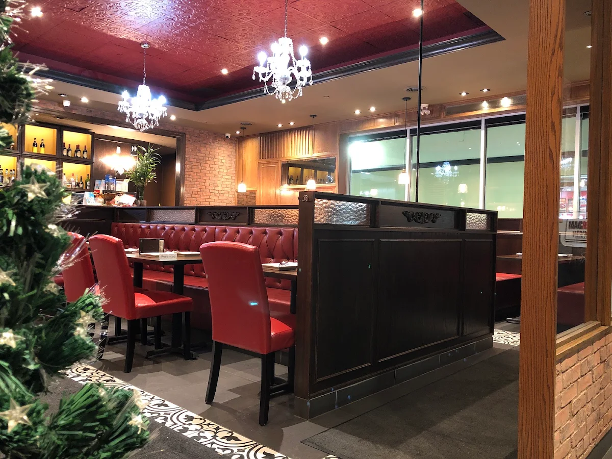 Vibe, Thai Room Scarborough