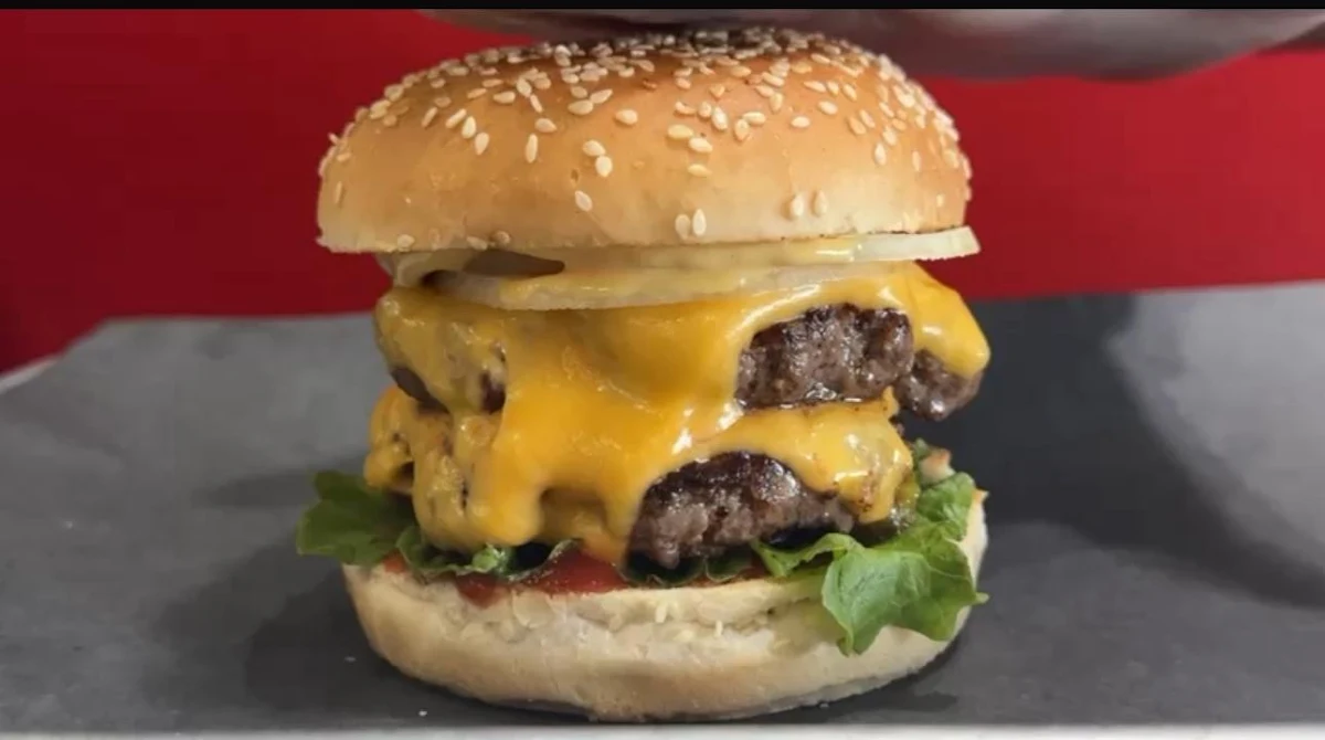 Food & drink, 6ix Burgers®