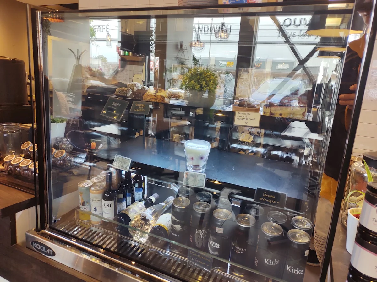 Vibe, ES Café Lauzon