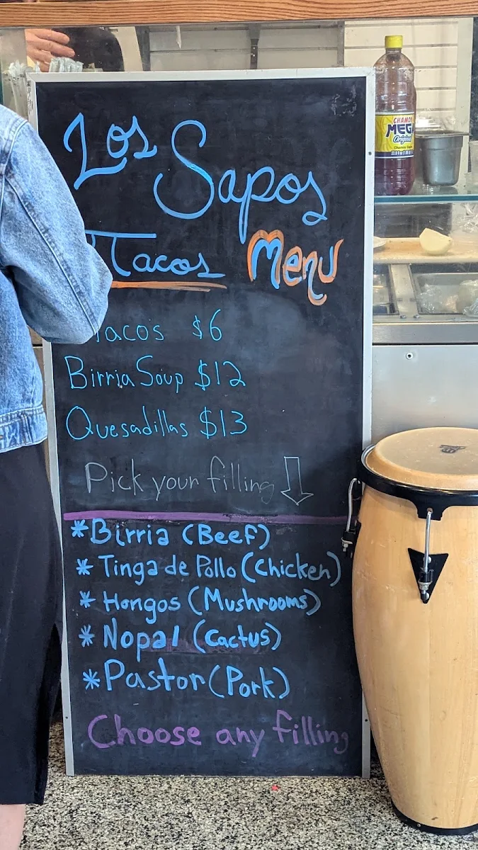 Menu, Los Sapos Tacos