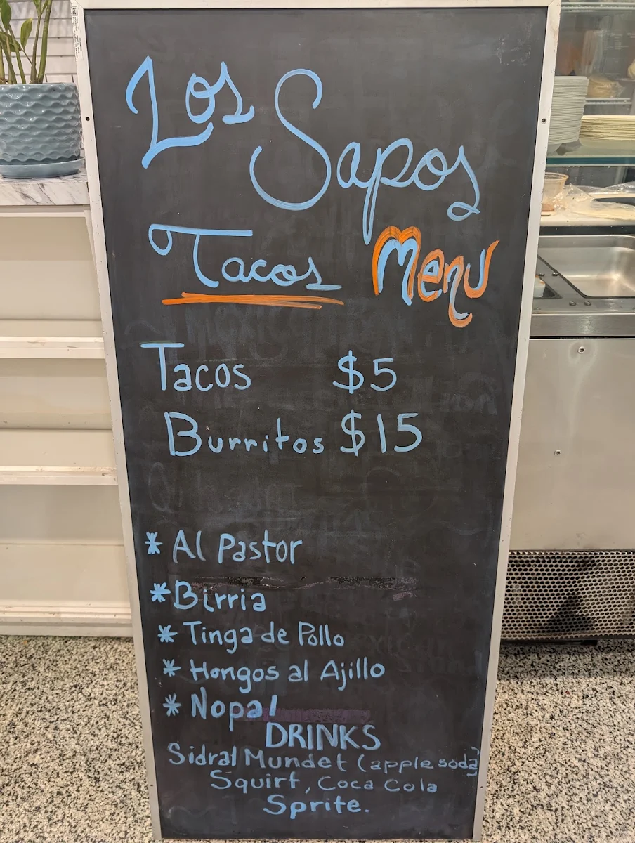 Menu, Los Sapos Tacos