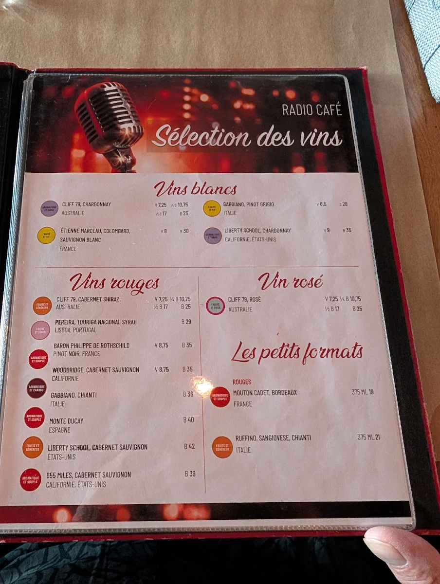 Menu, Radio Café