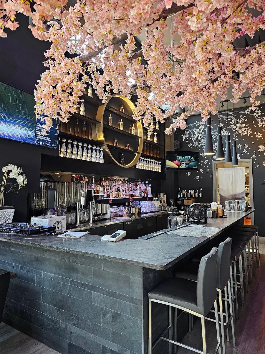Vibe, XO Bistro + Bar Downtown
