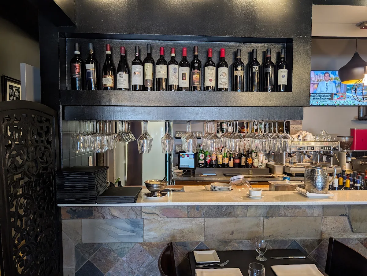 Vibe, Tigo Trattoria Woodbridge