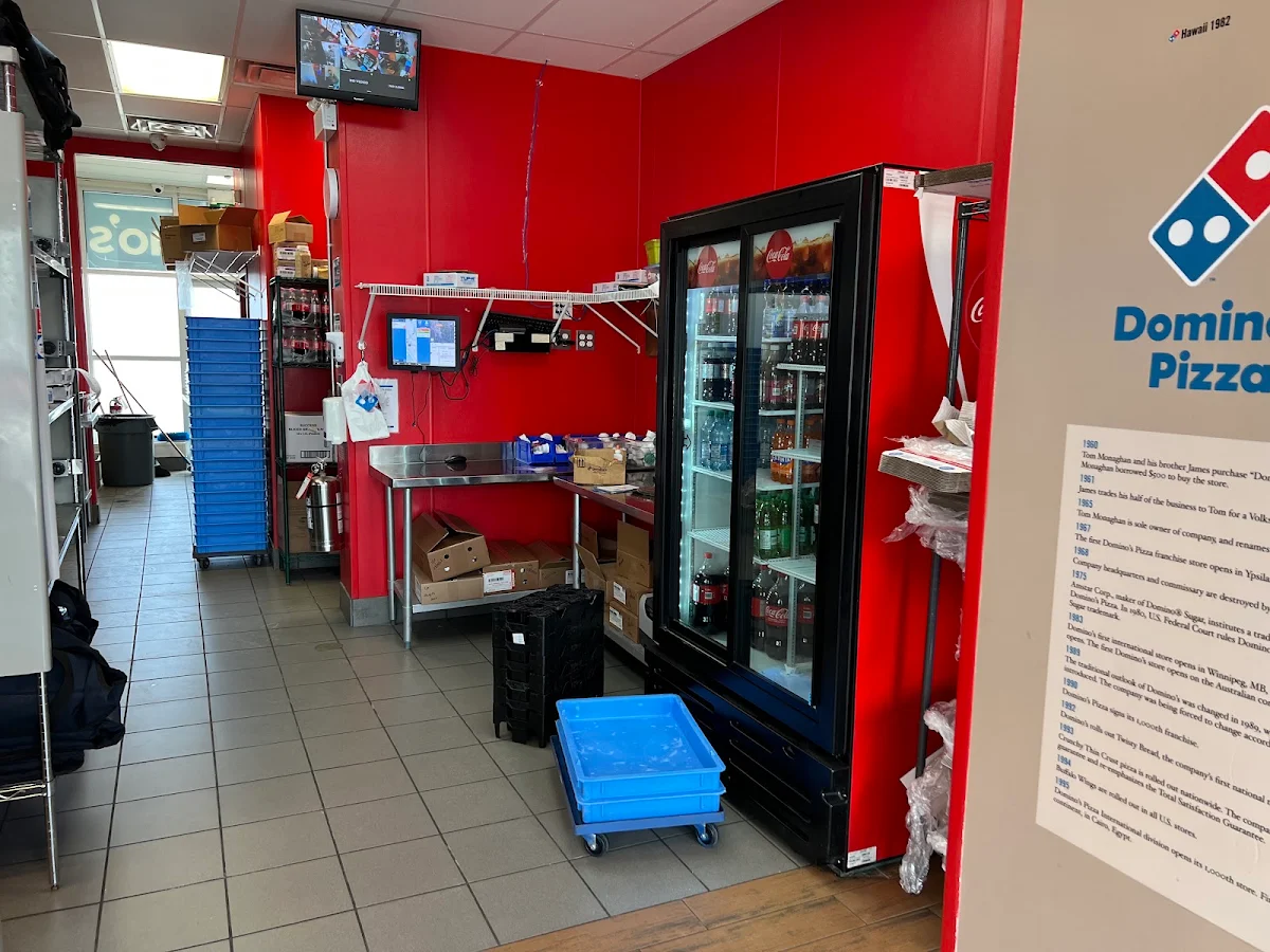 Vibe, Domino's Pizza