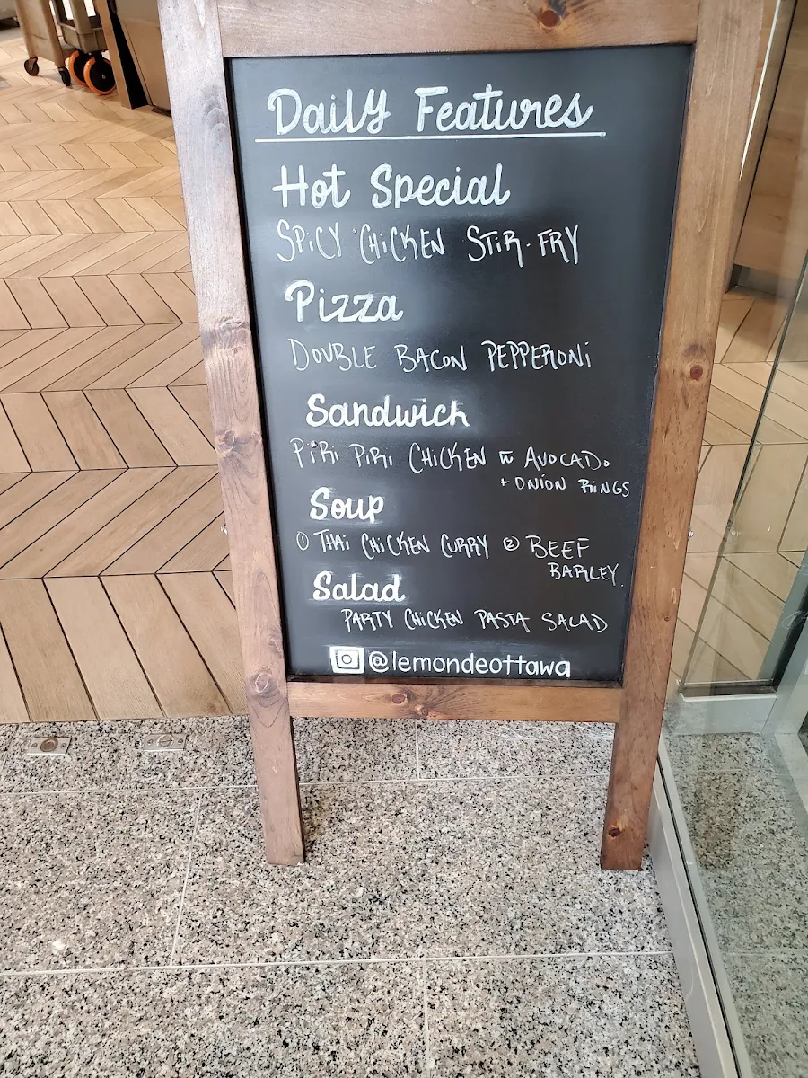 Menu, Le Monde