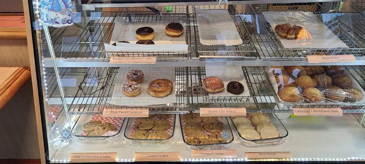 Vibe, Captain Neel's Fish & Chips