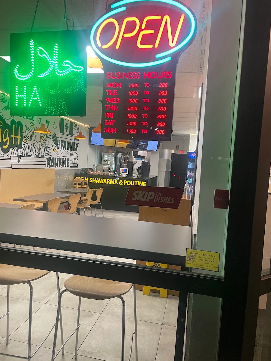 Vibe, Big H Shawarma & Poutine
