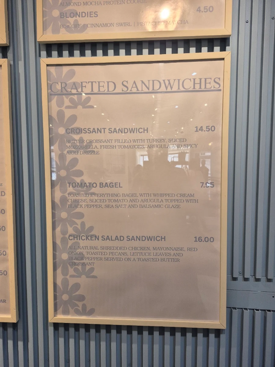 Menu, Twins Café