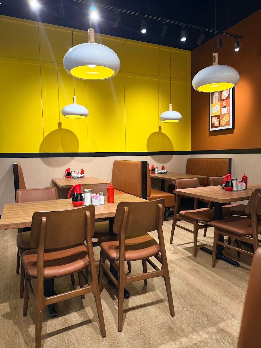 Vibe, Stacked Pancake & Breakfast House (Mississauga - Argentia)