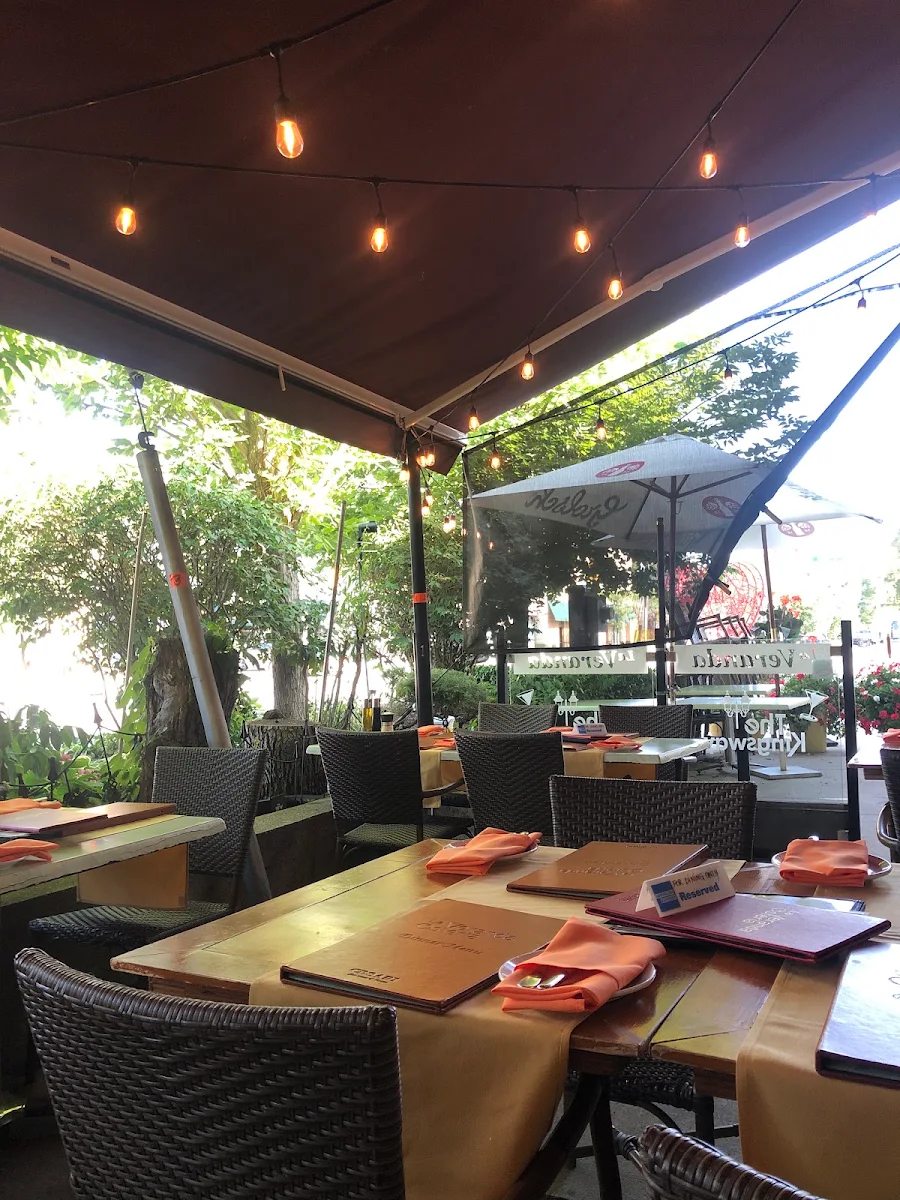 Vibe, La Veranda Osteria