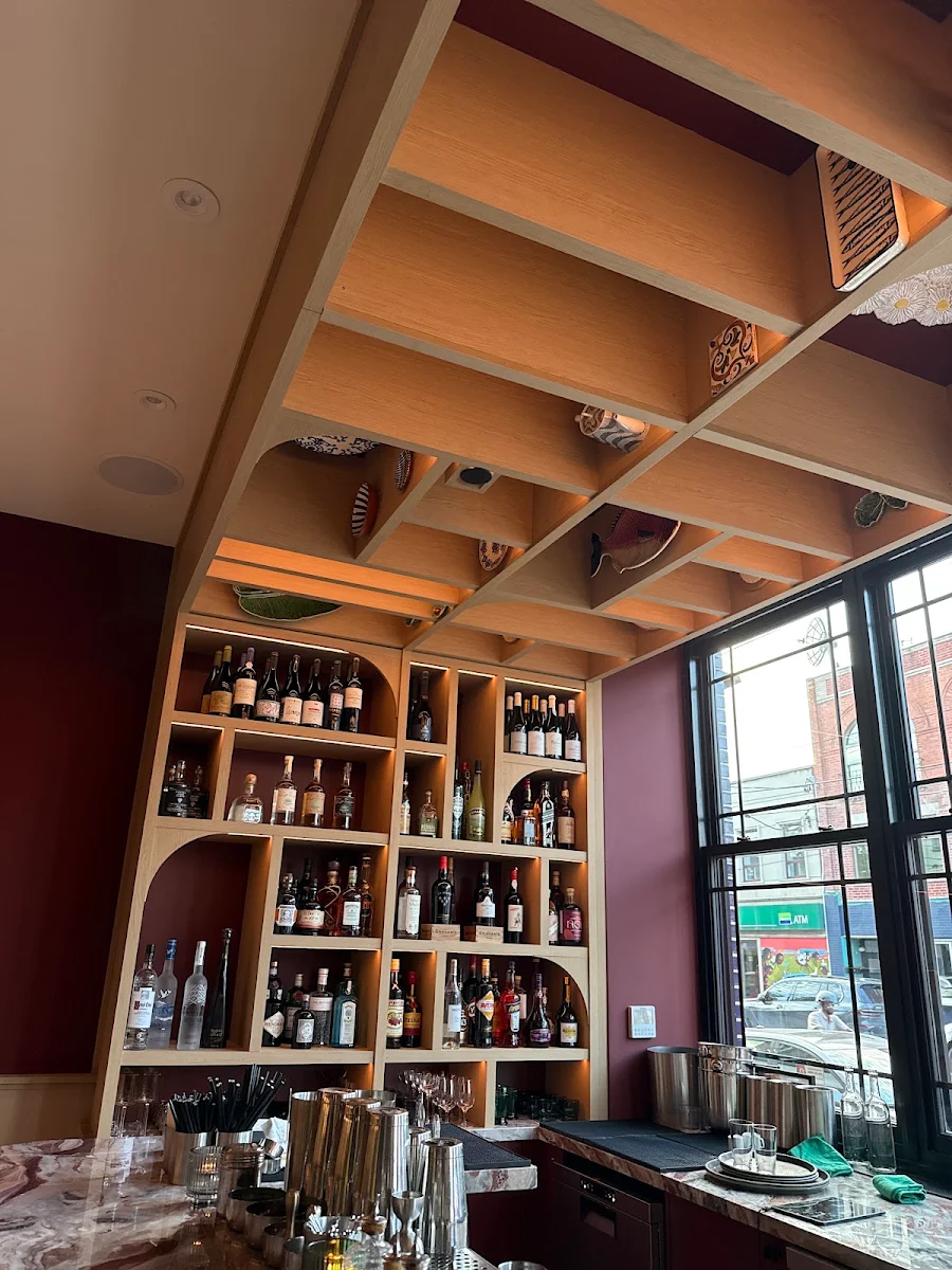 Vibe, Taberna LX