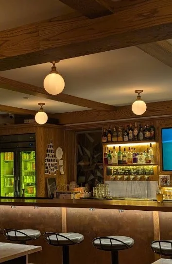 Vibe, Taberna LX