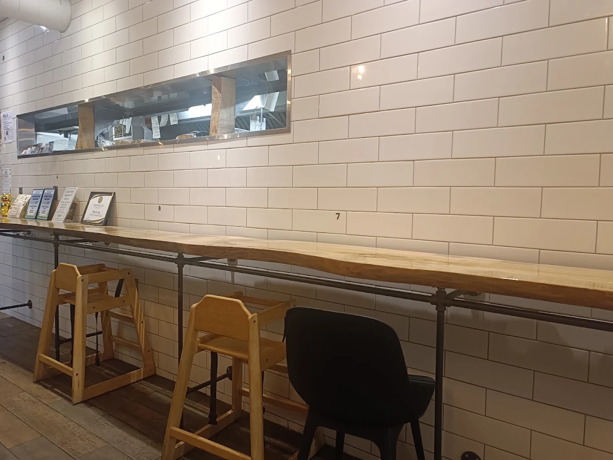 Vibe, The Whistle Stop Acton