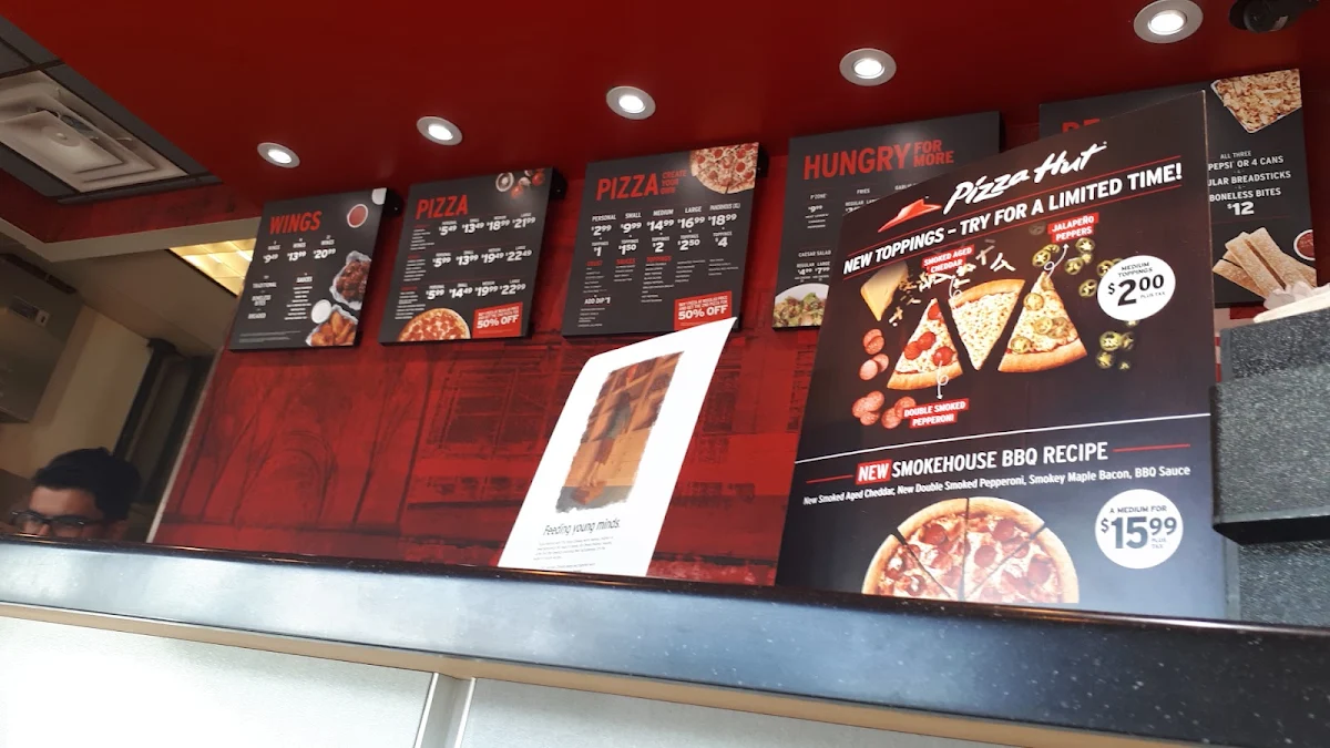 Menu, Pizza Hut