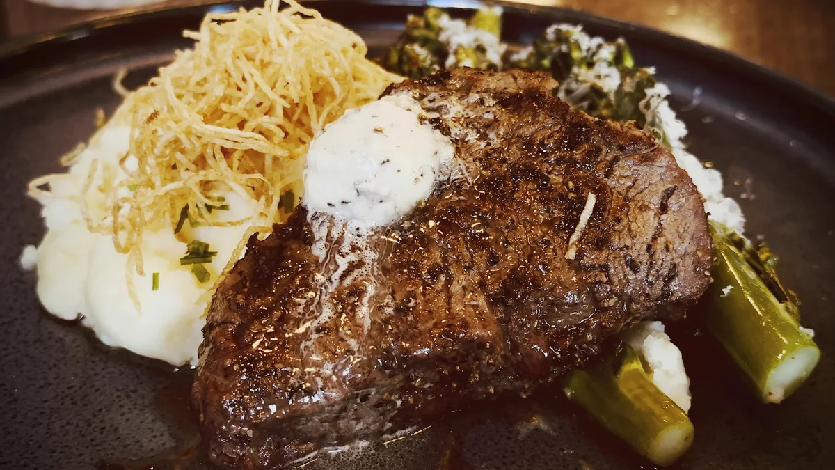 Food & drink, Earls Kitchen + Bar