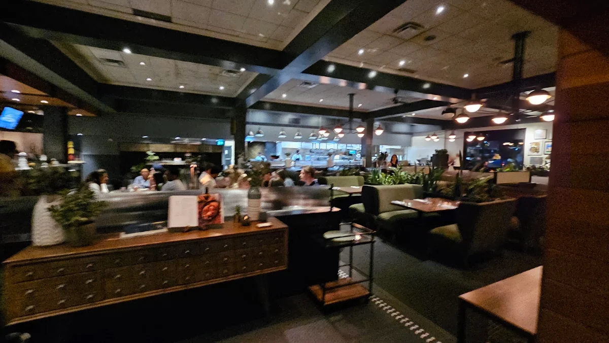 Vibe, Earls Kitchen + Bar