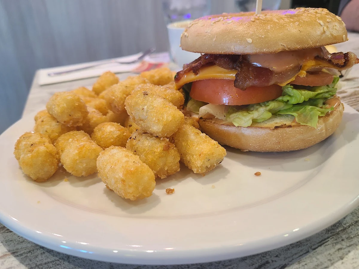 Food & drink, Tubbies Big Breakfast Lunch & Dairy Bar - Barrie