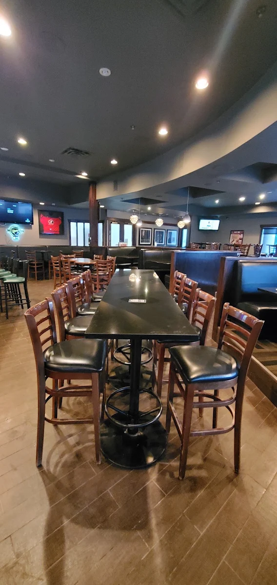 Vibe, Bar One