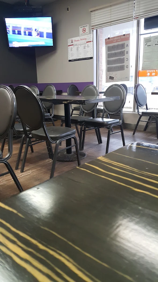 Vibe, Star Fast Food