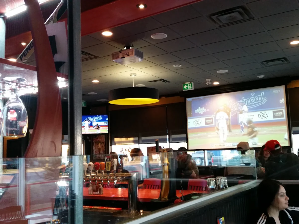 Vibe, St. Louis Bar & Grill